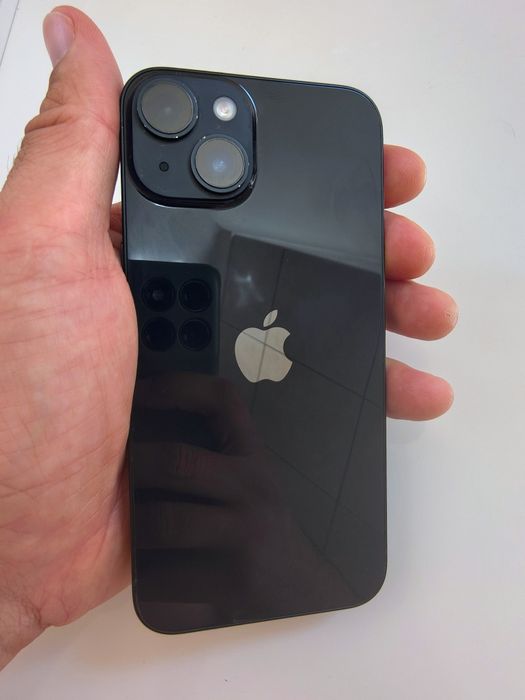 iPhone 14 impecável