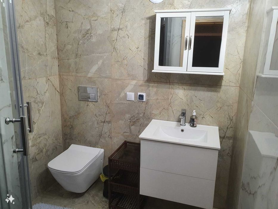 Wynajem domek 6os  MAZURY nad JEZIOREM z PRYWATNĄ PLAŻĄ.