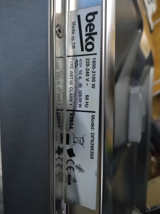 Máquina de lavar loiça Beko (Para peças)