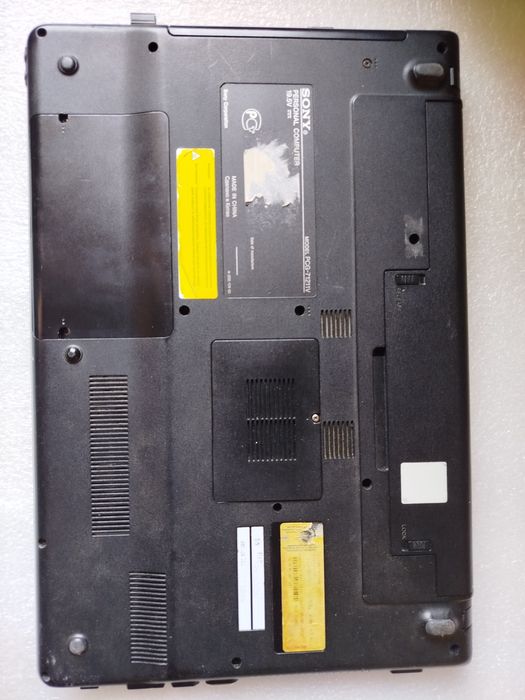 Ноутбук Sony Vaio 15.6"  VPCEB3L1E