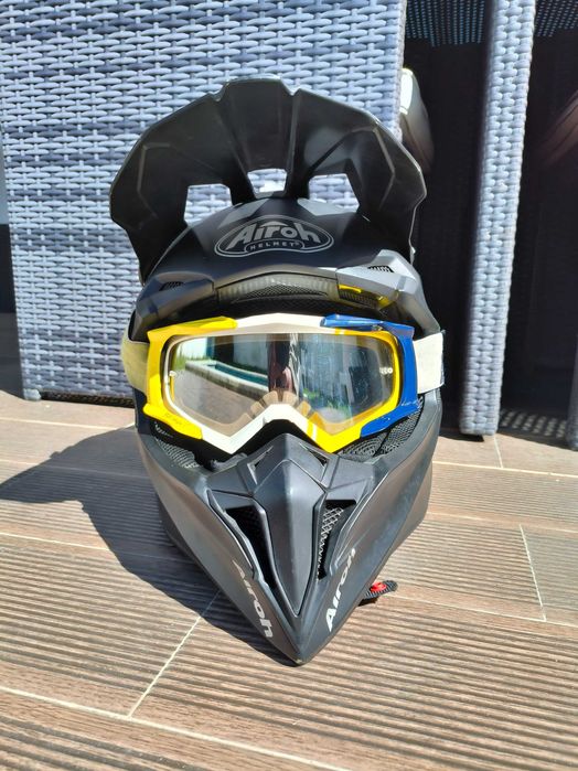 Capacete Airoh Wraap + Óculos Blast XR1