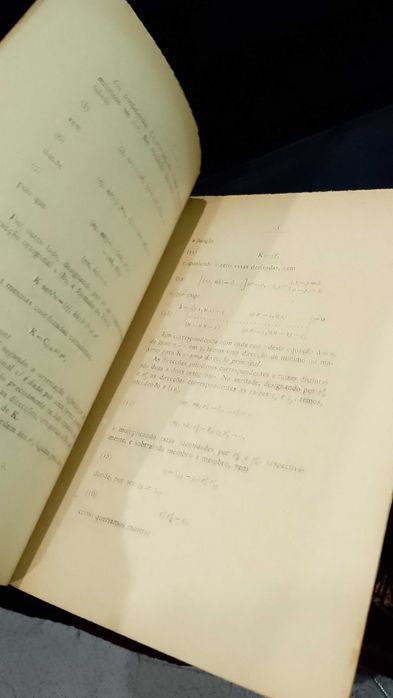 Sôbre o desvio Geodésico - Ruy Luís Gomes