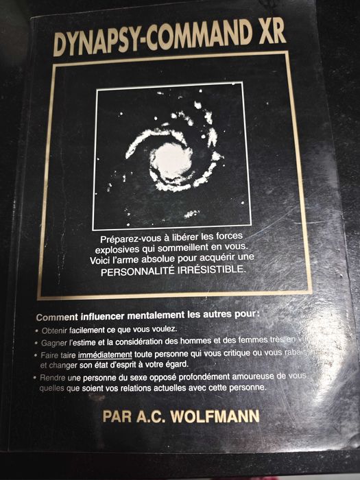 Livro "Dynapst-Command XR de A. C. Wolfmann