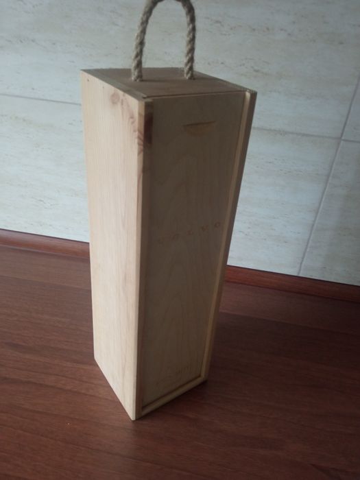 Pudełko drewniane na alkohol