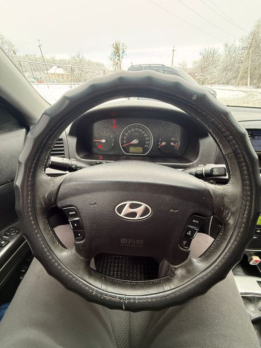 Продам Hyundai Sonata 2.0 газ/бензин