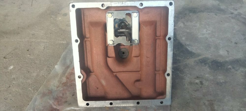 КПП, задній міст, рама, промежутка, диски МТЗ 80