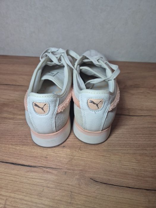 Жіночі кросівки Puma