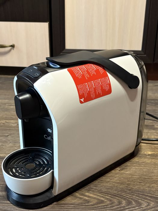 Капсульна кавомашина Tchibo Cafissomo