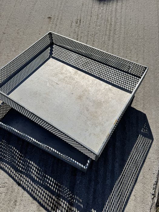 Skrzynia metalowa taca nierdzewna aluminium