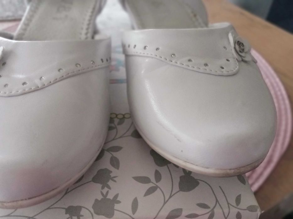 Buty komunijne dziewczęce r.34