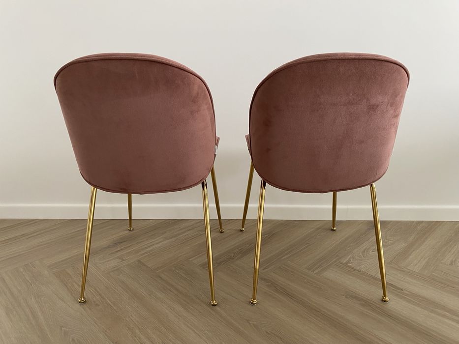 Sprzedam dwa krzesła marki Homla welurowe różowe