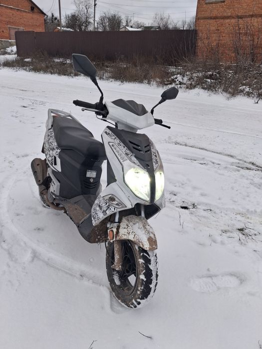 Скутер Sachs sx1 на полном ходу,72сс