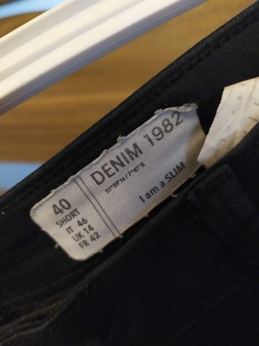 Czarne spodnie damskie denim 40 L slim długie jeansy rurki
