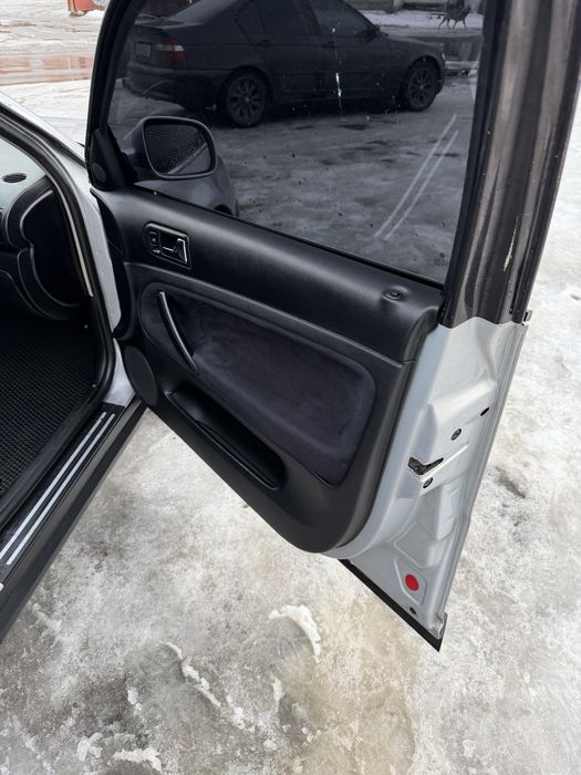 авто фольцваген пасат б5+ 1.6 бензин 2003р