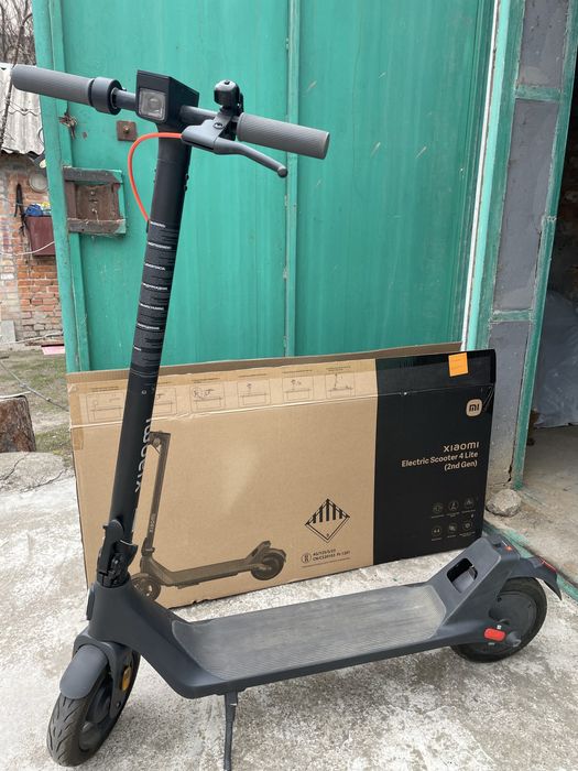 Електросамокат xiaomi
