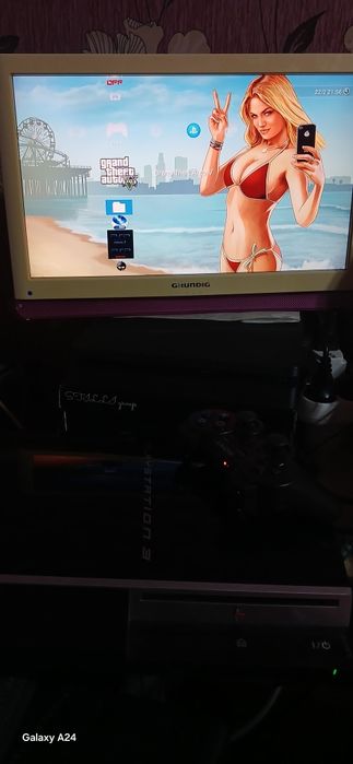 Продам Sony playstation 3 полностью рабочую на 500GB