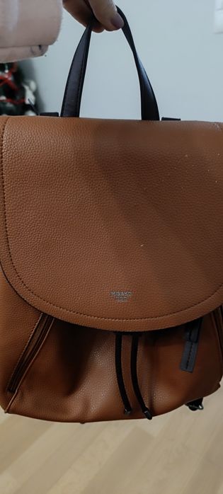 Mochila camel usada