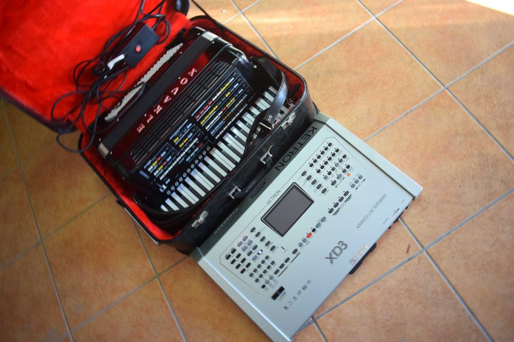 Acordeao Elkavox 4 Voz Com Sistema Midi, N . 334