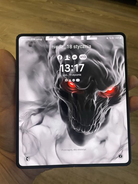 Samsung Galaxy Z Fold 4 stan idealny