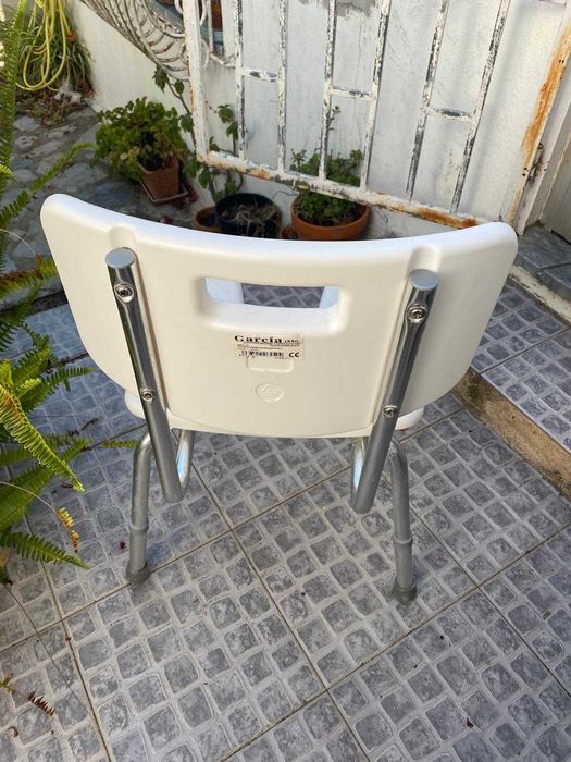 Cadeira de banho geriátrica