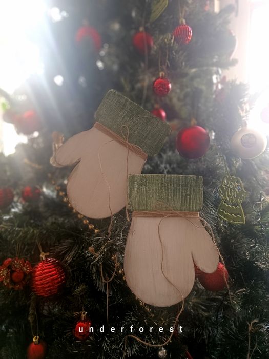 Drewniane rękawiczki dekoracja świąteczna