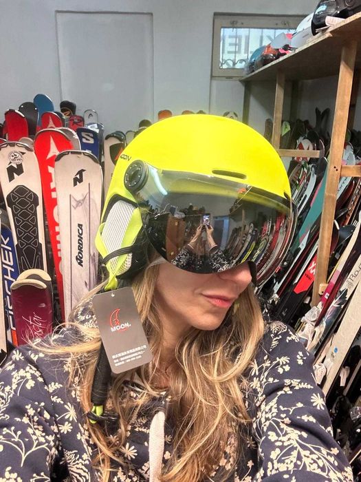 Piękny kask narciarski z przyłbicą- rozmiar L- 219 zł/ Sklep-Serwis