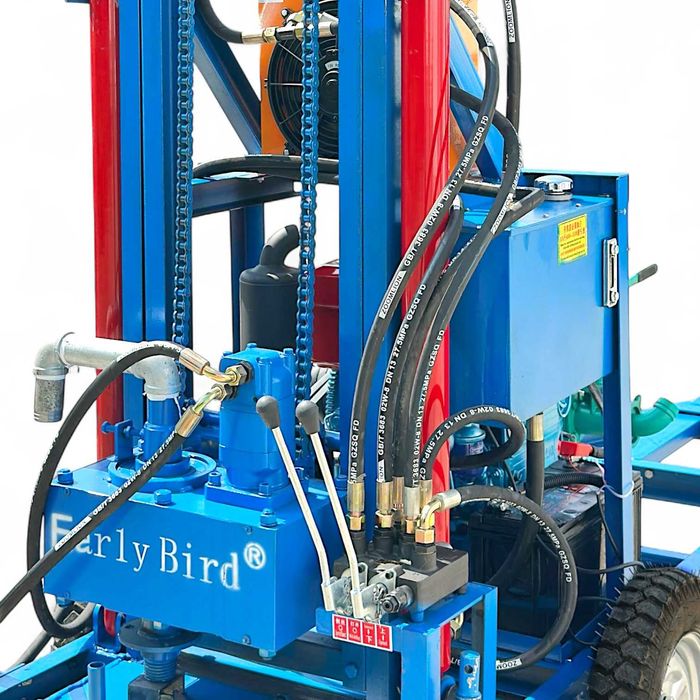 Гідравлічна бурова установка  БМ 200 (буріння свердловин)