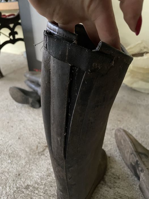 Varias botas equitaçao