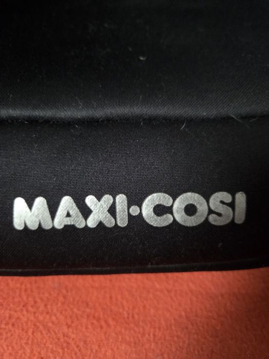 Автокрісло Maxi-Cosi