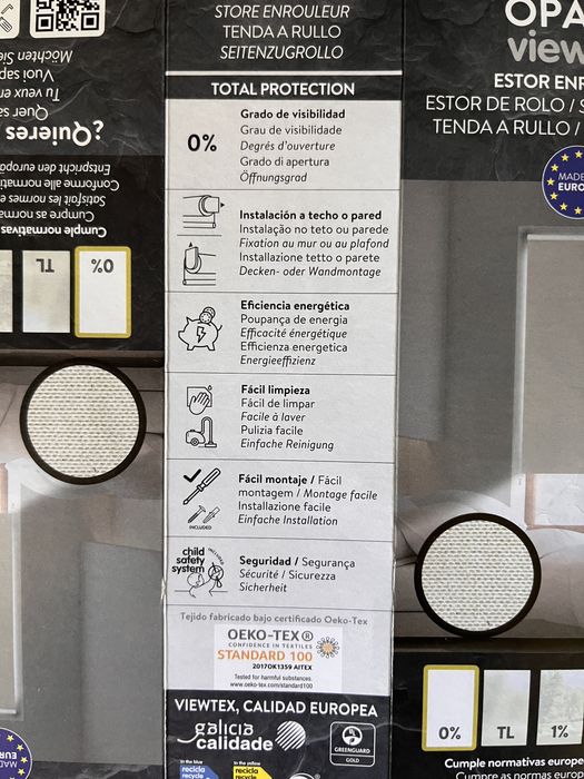 Estor de rolo muito bem estimado