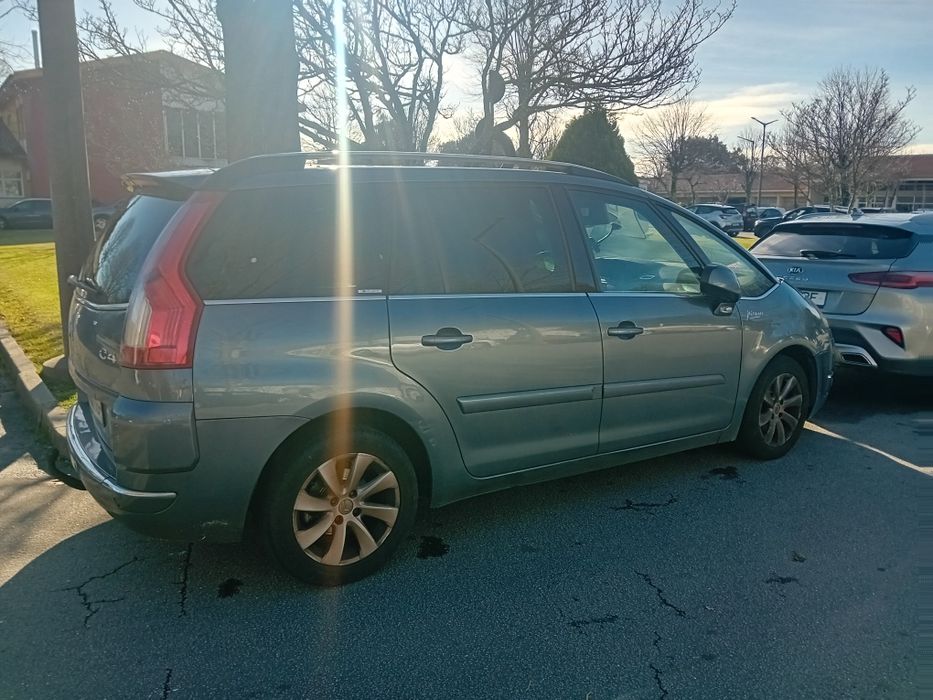 Citroen c4 gram picasso  teto panoramico