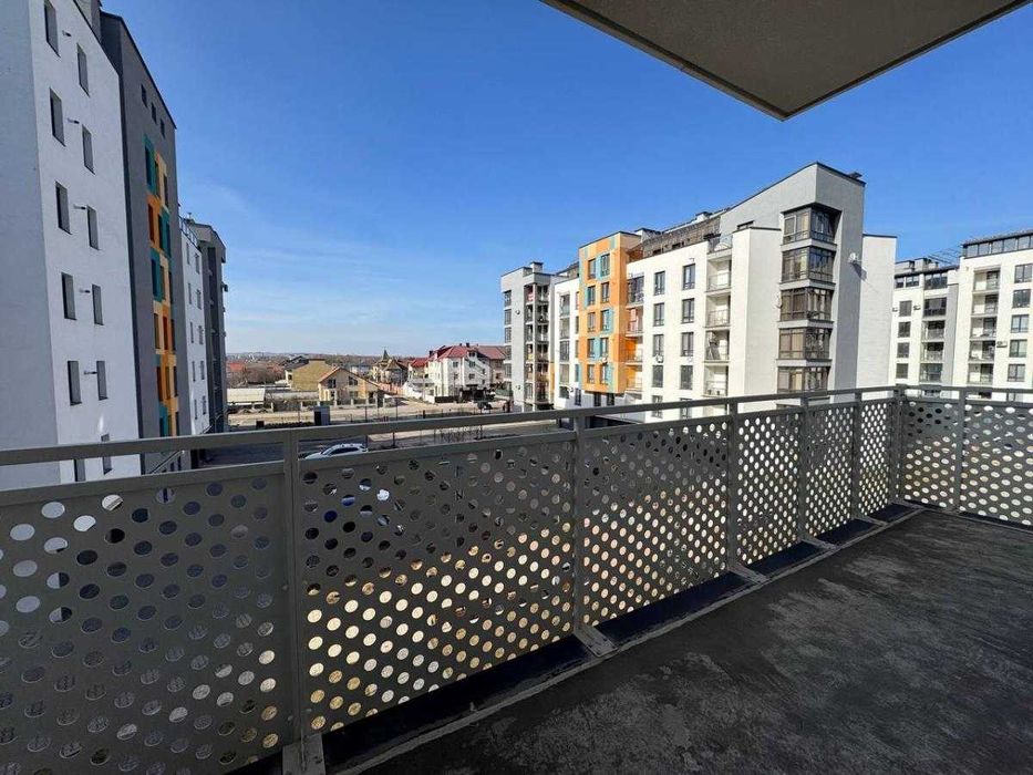 Трикімнатна квартира! Готова до ремонту!