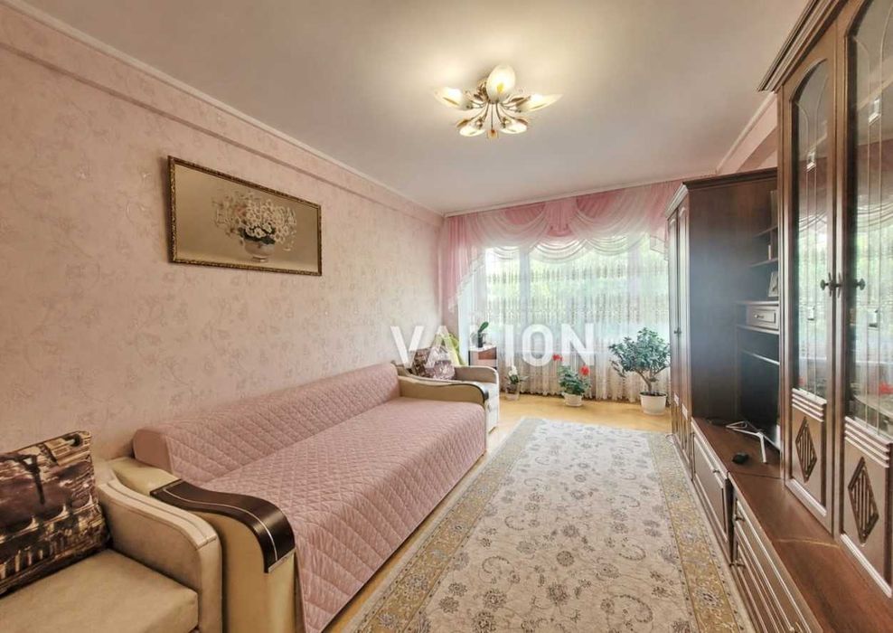 Продам двокімнатну квартиру вул. Дубровицька, 5, Оболонськй р-н, метро Мінська, Оболонь. Без комісії для покупця.