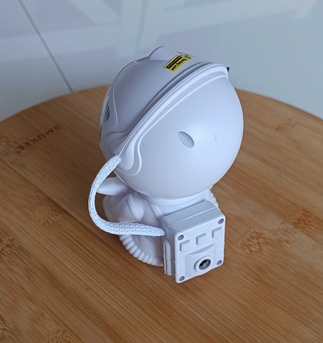 Projektor Gwiazd Astronauta - Wyjątkowa Lampka LED dla każdego!