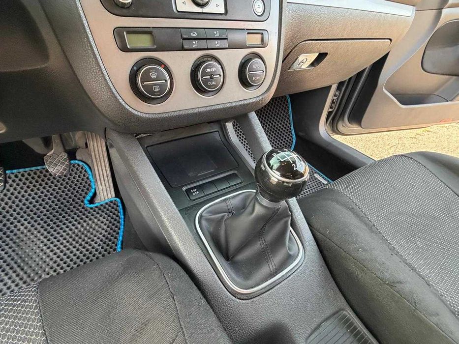 Volkswagen Golf V 2.0 FSI 2007, 6-ст. механіка