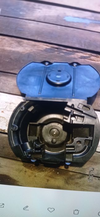 Ящик для домкрата під запаску Фабія 1 Fabia 1 в гарному стані