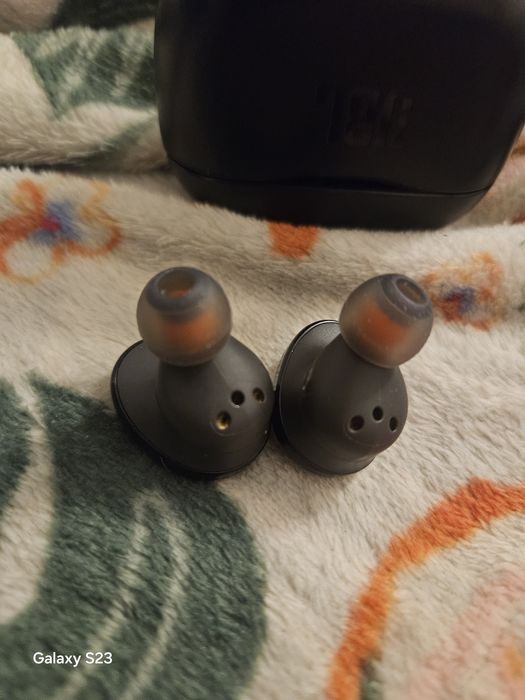 Słuchawki douszne marki jbl tune tws120