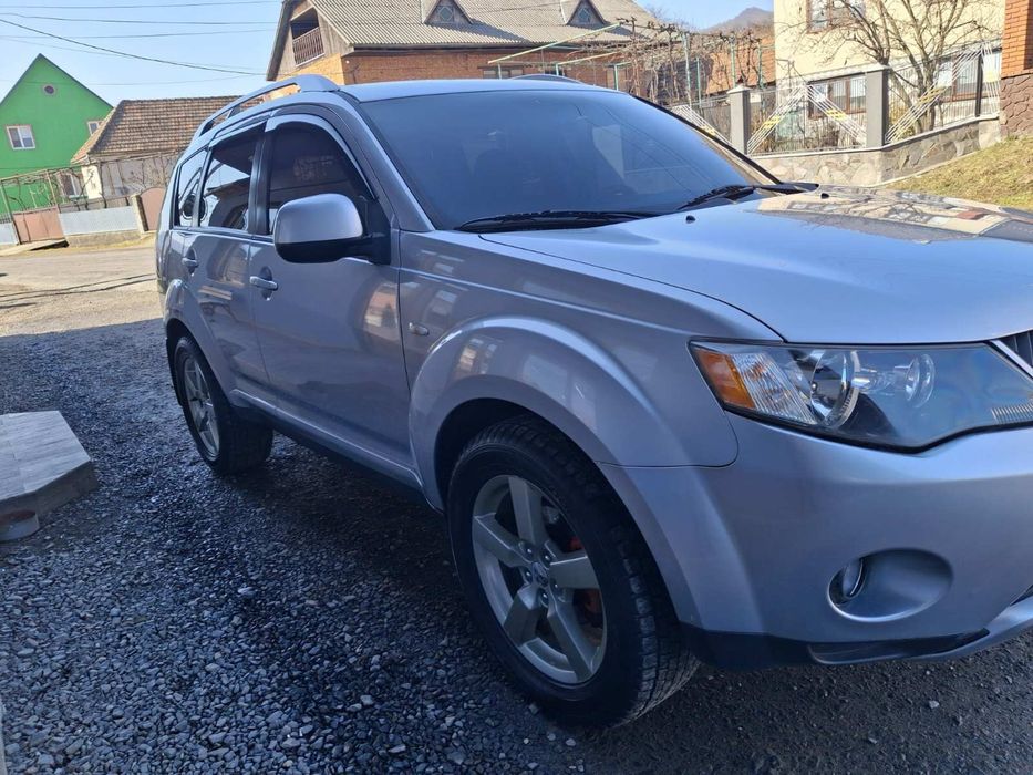 Mitsubishi Outlander 2.4 газ/бензин 4WD | 2008