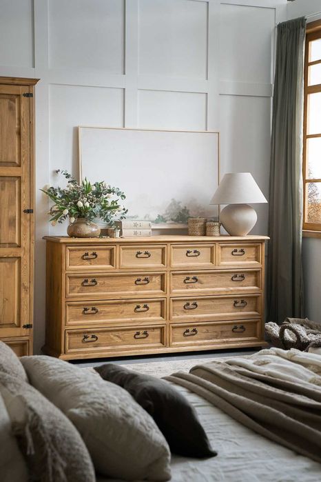 sosnowa komoda woskowana do sypialni od producenta