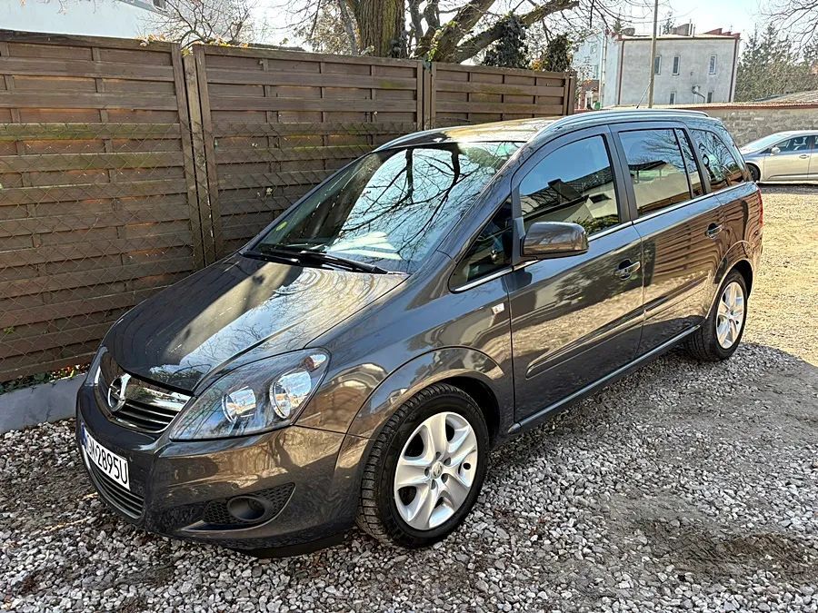 Opel Zafira Navi Climatr 2xPDC 7 osób Bardzo ładna Bezwypadkowa 1 Właściciel '2014