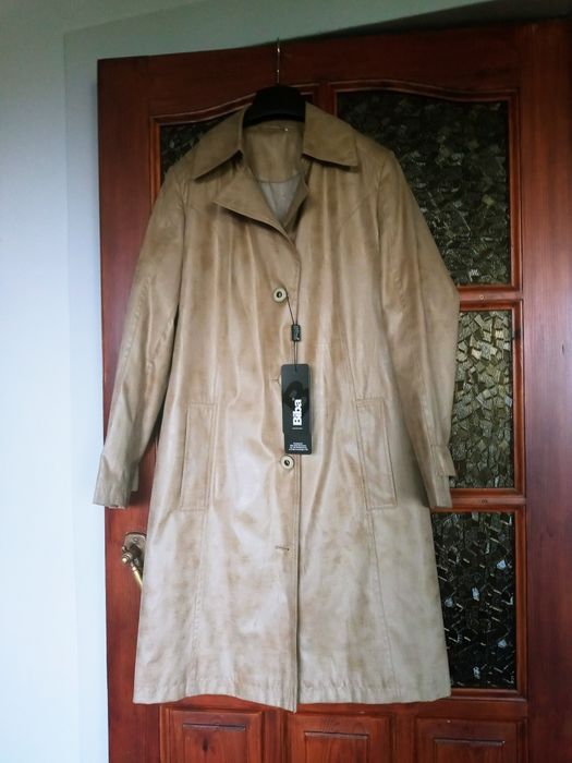 Trencz bezowy Biba prosty z metka 36