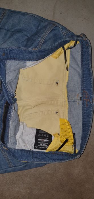 Calças Jeans Motard com protecção