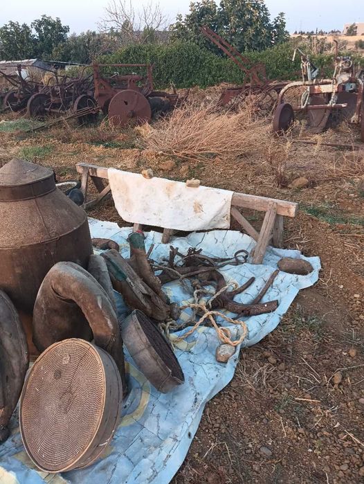Lote de equipamentos agrícolas