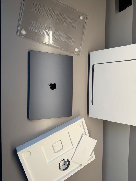 MacBook Air 15" M2 2023 • 8/512GB • Midnight • Повний комплект • АКБ 95%