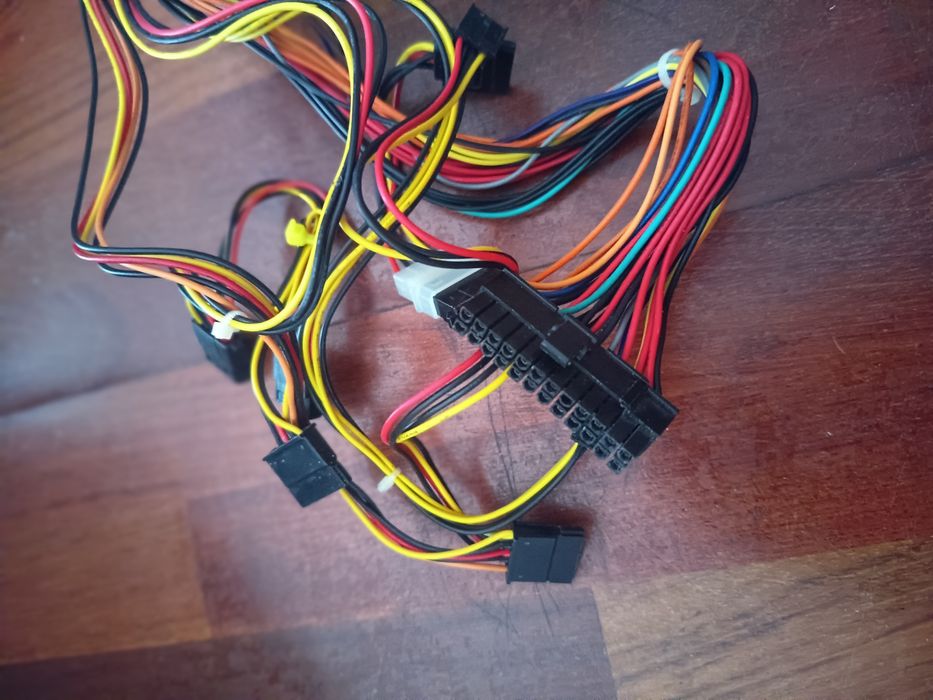 Fonte alimentacao pc de 500 watts com 2 adaptadores de grafica 6 pinos