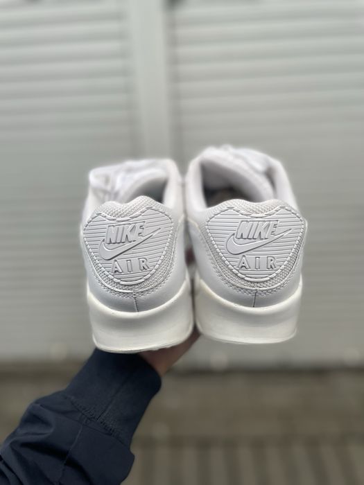 Продам чоловічі кросівки nike air max 90 оригінал