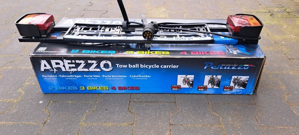 Uchwyt na hak na 4 rowery