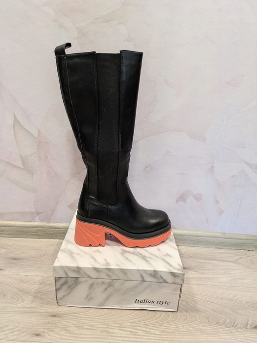 Czarne długie kozaki ocieplane 39 nowe