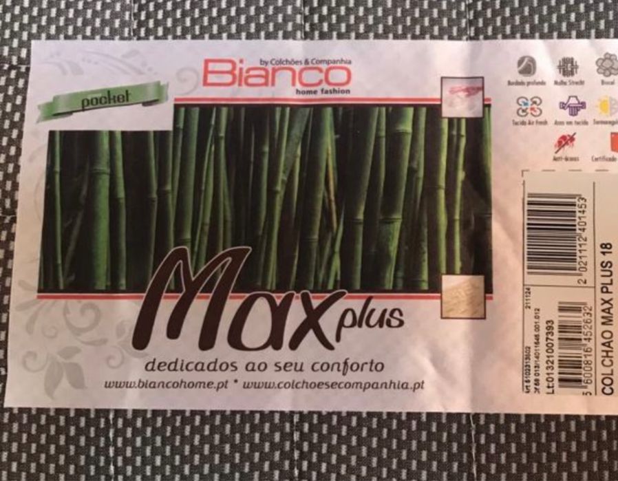 Estrutura de cama e colchão 140x190