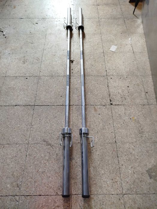 Discos Olimpicos de Competição + 2 Barras Olimpicas Pro 20kg